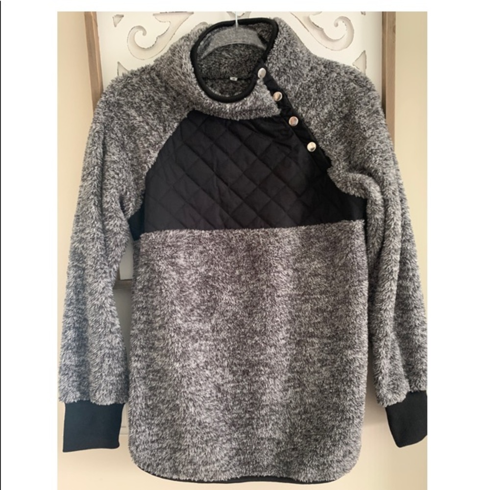 Cozy warm pullover sherpa  Sz M